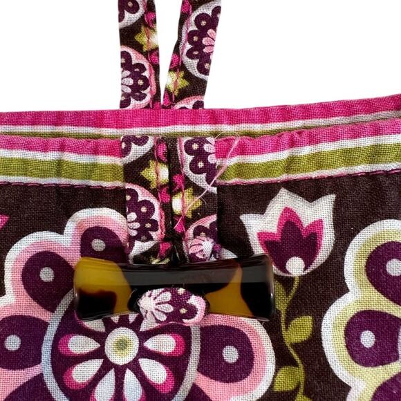 Vera Bradley Retired 'Very Berry Paisley' Large Tote Bag w/Toggle Closure - Picture 6 of 11